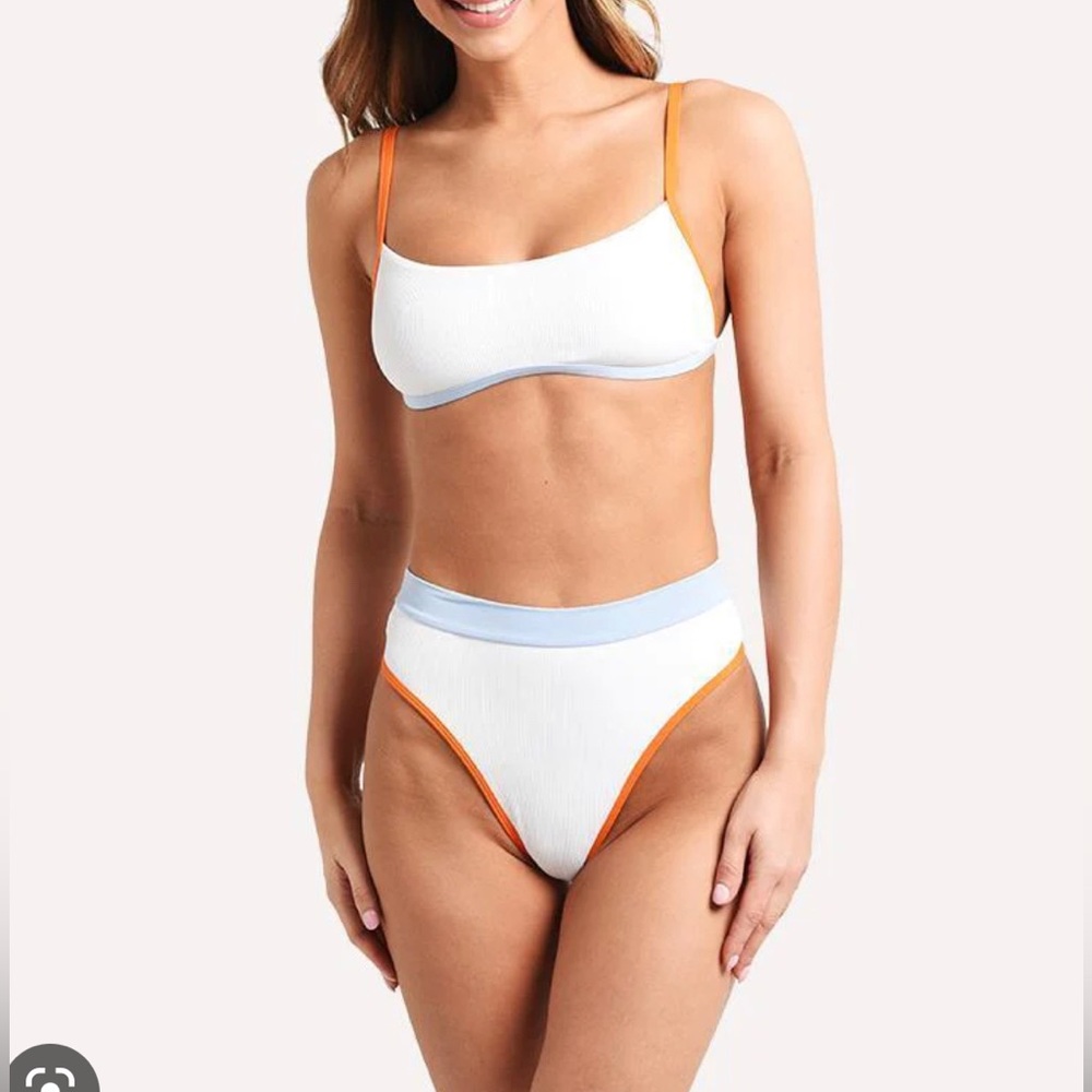 L Space Bikini *NEW*.